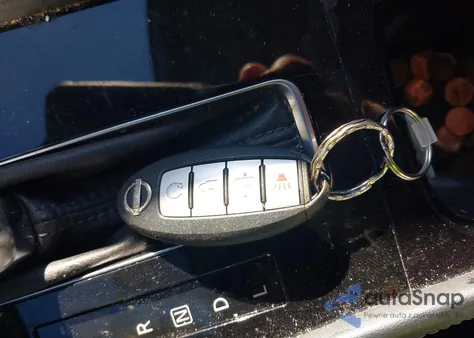 2022 Nissan Kicks Sr Xtronic Cvt z USA, uszkodzony, nr VIN 3N1CP5DV3NL529371